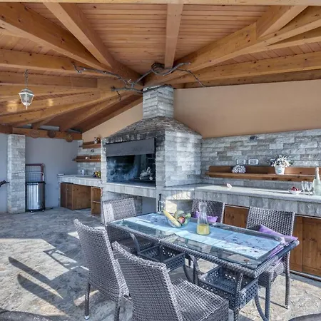 Вилла Graciela *